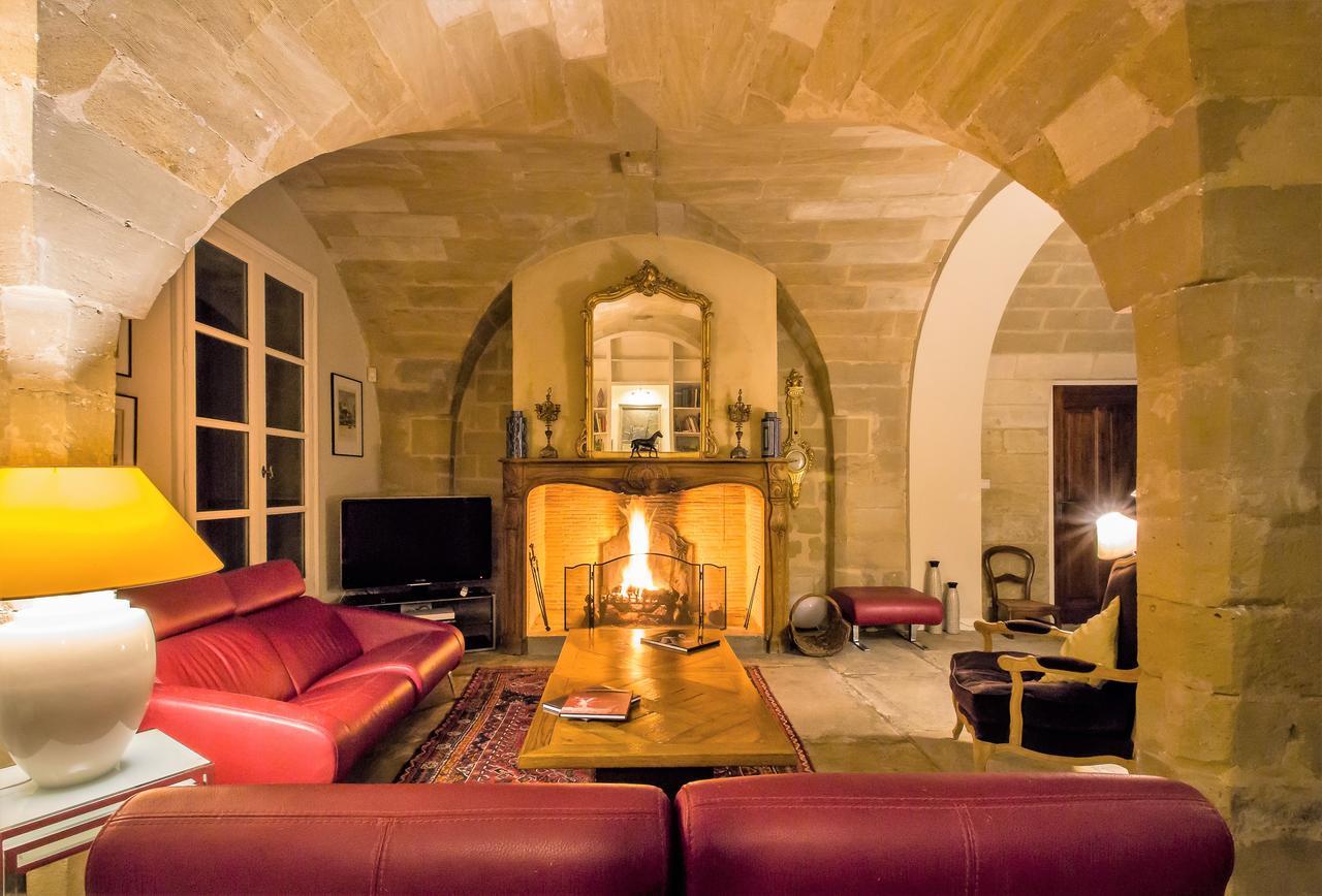 Domaine De Fos Bed and Breakfast Montaren-et-Saint-Médiers Buitenkant foto